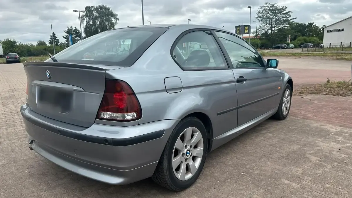 Gebraucht BMW 316 Compact 116 PS (85 kW) 2004 Grau Kleinwagen