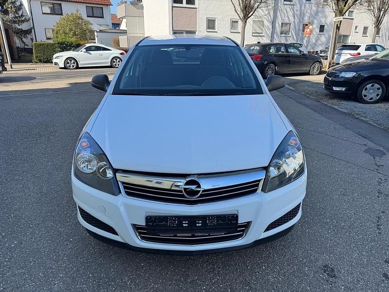 Gebraucht Opel Astra 110 PS (80 kW) 2010 Weiß Kombi
