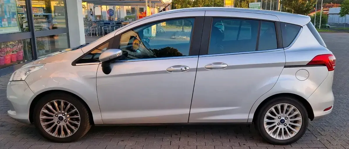 Używany Ford B-MAX 105 KM (77 kW) 2013 Srebrny Minivan