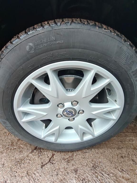 Gebraucht Volvo XC70 Momentum 185 PS (136 kW) 2007 Grau Kombi