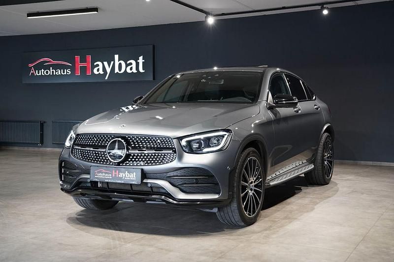 Gebraucht Mercedes GLC300 AMG 245 PS (180 kW) 2021 Selenitgrau Coupé