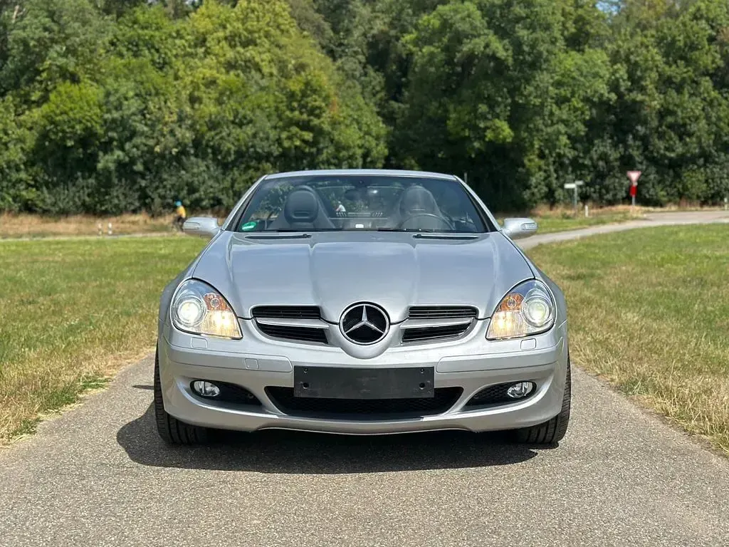 Gebraucht Mercedes SLK280 230 PS (169 kW) 2006 Silber Cabrio