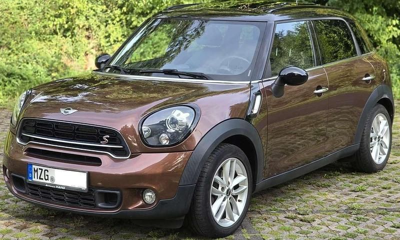 Braun Gebraucht 2015 Mini Cooper SD Countryman SUV | 12.000 € (Fairer Preis) - Bild 1/4