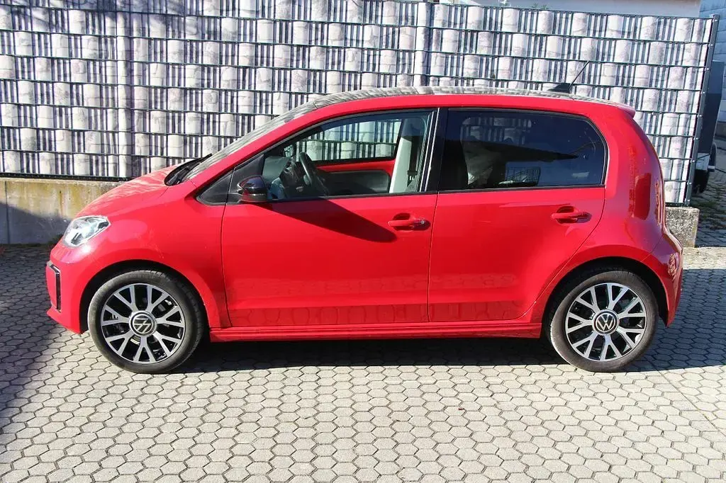 Gebraucht VW e-up! Style 61 kW (83 PS) 2021 Rot Kleinwagen