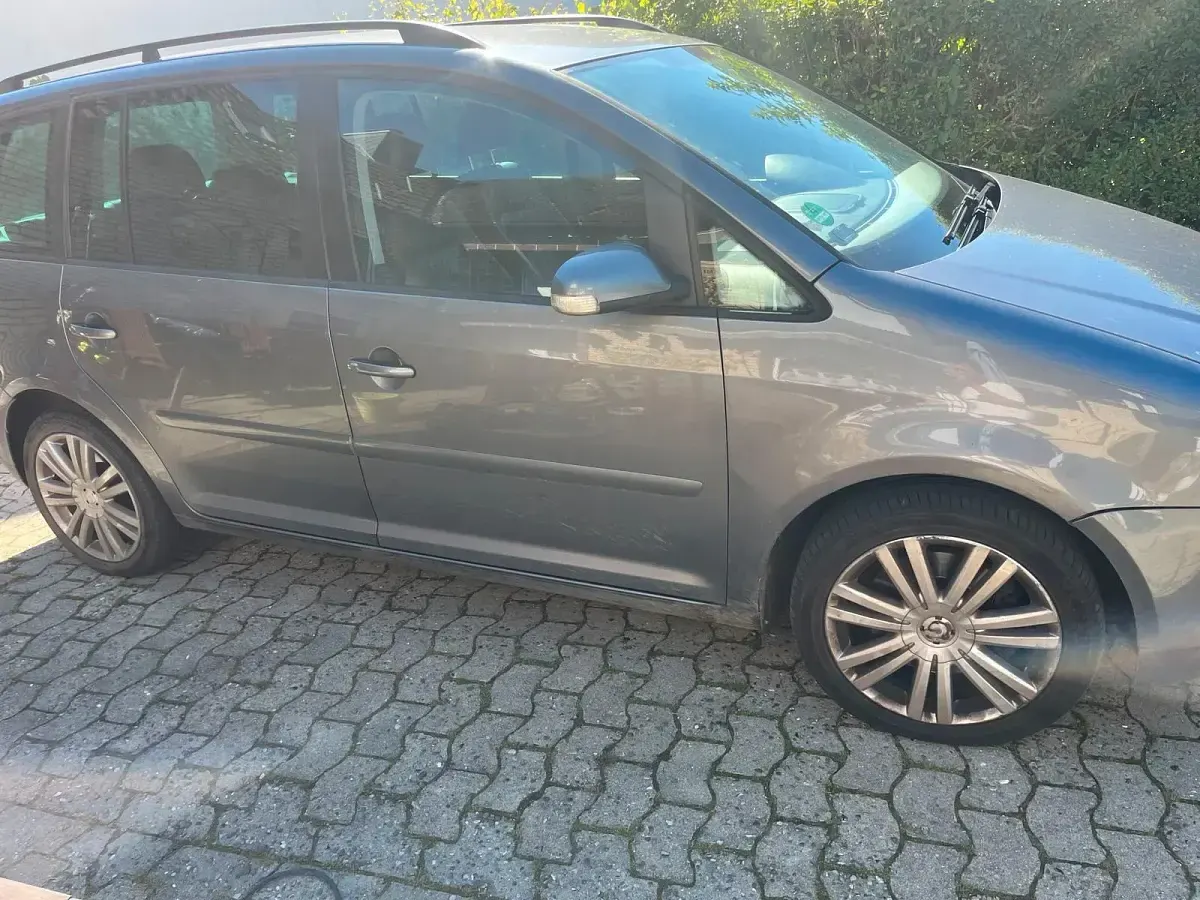 Gebraucht VW Touran 170 PS (125 kW) 2006 Silber Van / Kleinbus