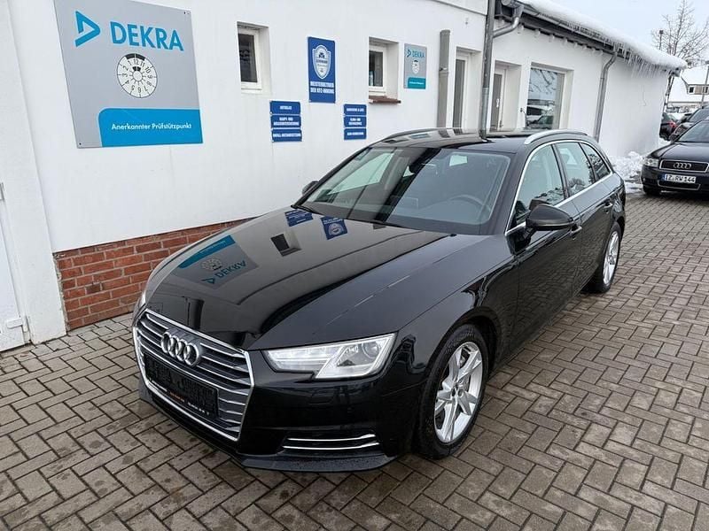 Schwarz Gebraucht 2017 Audi A4 Sport Kombi | 17.440 € (Fairer Preis) - Bild 1/4