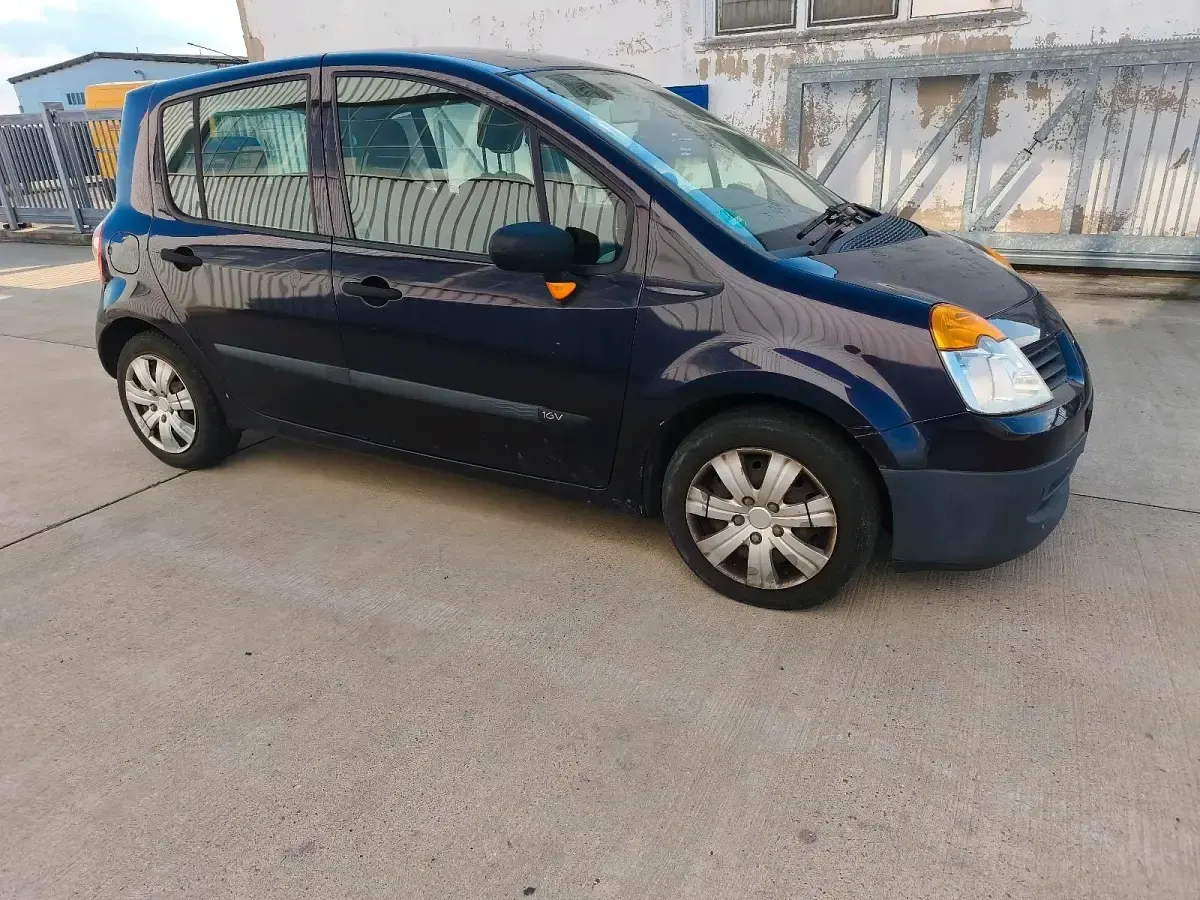 Gebraucht Renault Modus 75 PS (55 kW) 2004 Violet Van / Kleinbus