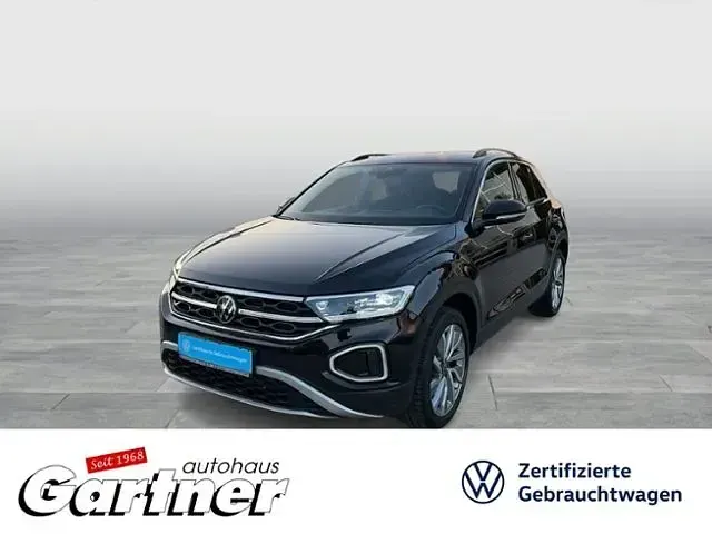 Gebraucht VW T-Roc Move 110 PS (80 kW) 2023 Deep black perleffekt SUV