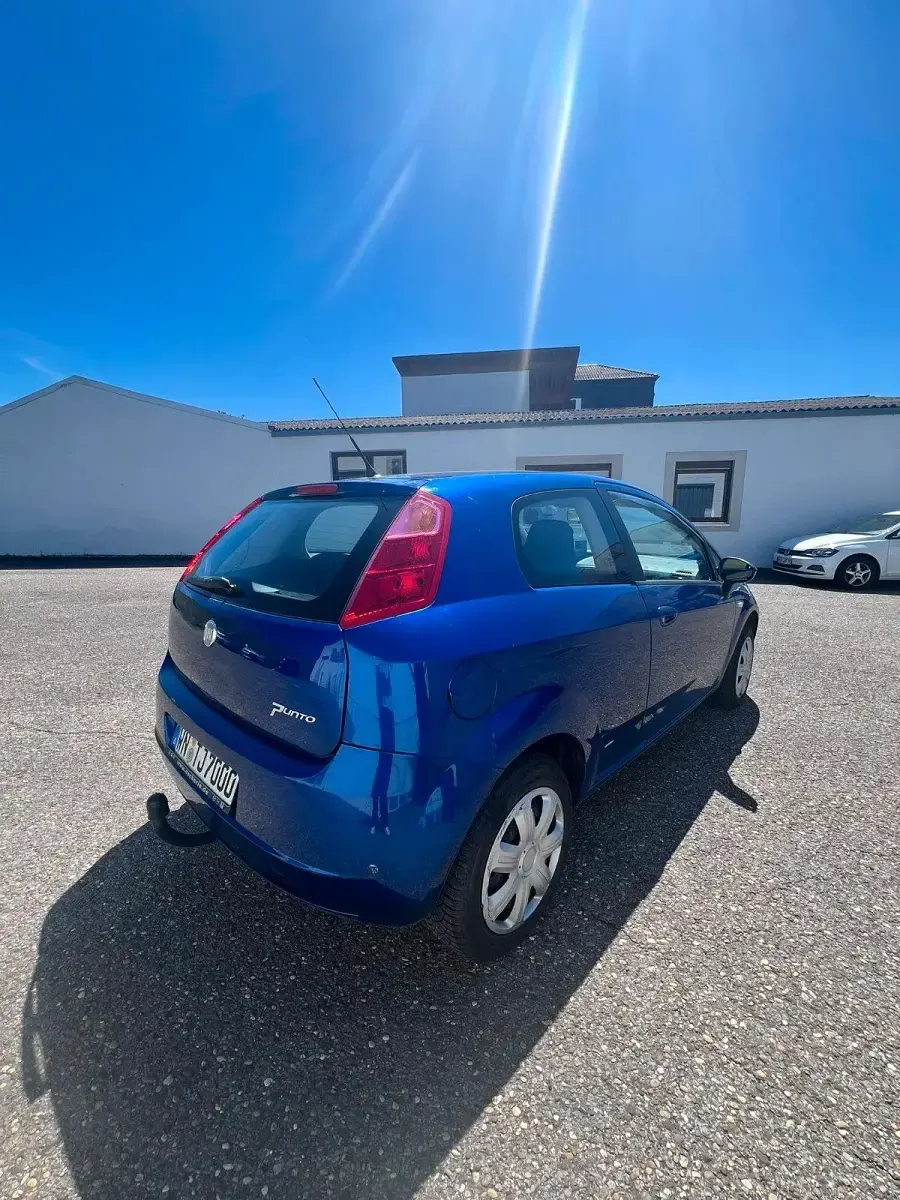 Gebraucht Fiat Punto 77 PS (56 kW) 2008 Blau Kleinwagen