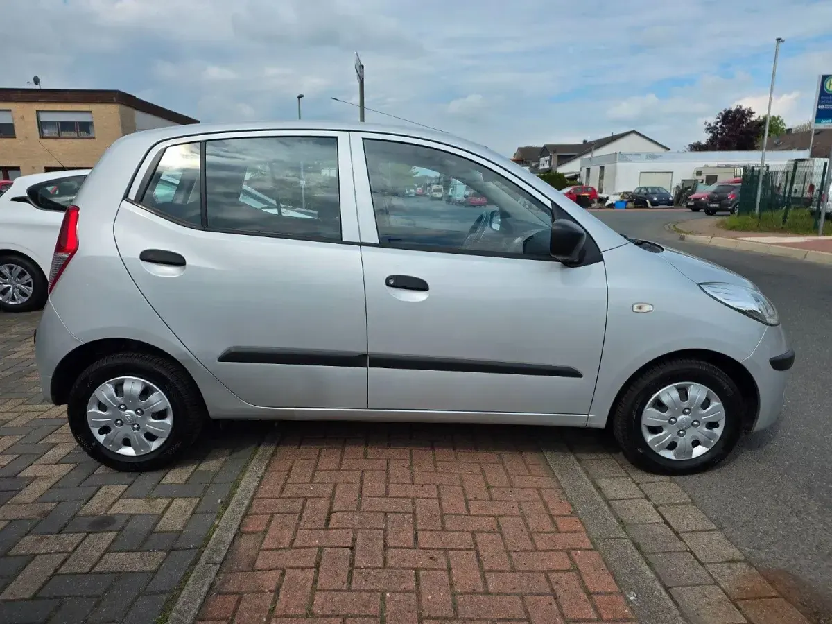 Gebraucht Hyundai i10 Classic 67 PS (49 kW) 2008 Silber Kleinwagen