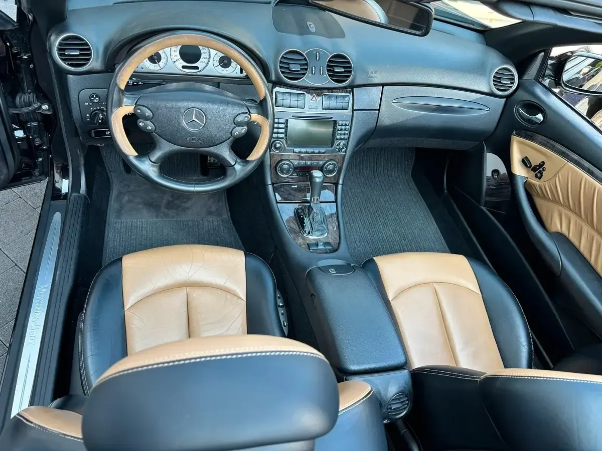Gebraucht Mercedes CLK350 AMG 272 PS (200 kW) 2005 Schwarz Cabrio