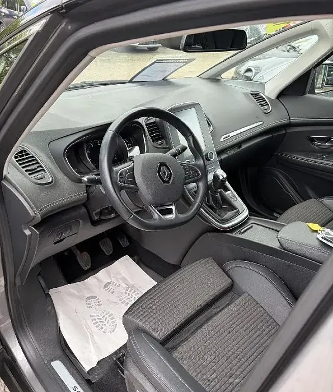 Gebraucht Renault Scénic IV Intens 132 PS (97 kW) 2018 Van / Kleinbus