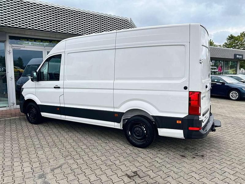 Gebraucht VW Crafter 140 PS (102 kW) 2024 Candyweiß Van