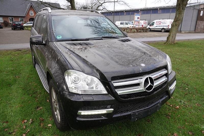 Gebraucht Mercedes GL350 225 PS (165 kW) 2011 Schwarz SUV