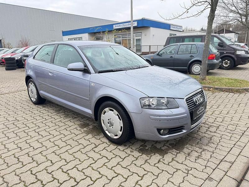 Gebraucht Audi A3 Attraction 102 PS (75 kW) 2004 Silber Kleinwagen