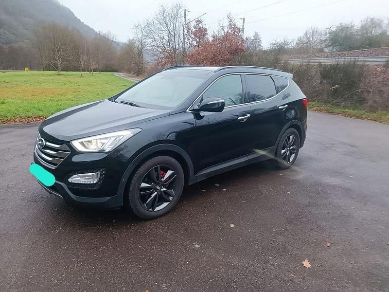 Schwarz Gebraucht 2014 Hyundai Santa Fe Premium SUV | 15.500 € (Etwas zu teuer) - Bild 1/4