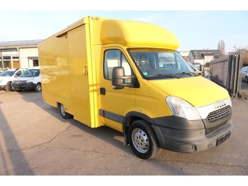 Gebraucht Iveco Daily 106 PS (77 kW) 2012 Gelb (metallic) Van