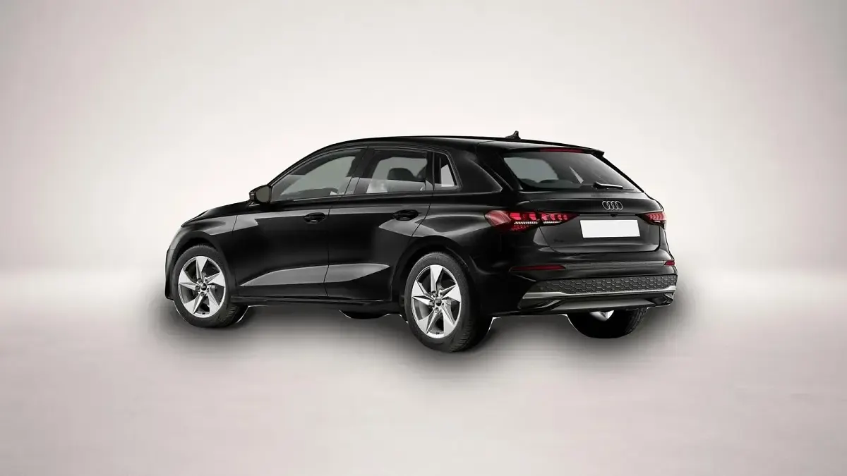 Gebraucht Audi A3 Advanced 150 PS (110 kW) 2025 Manufacturer Limousine