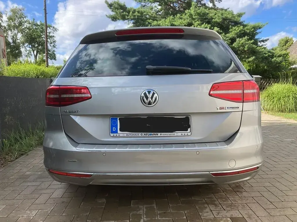 Gebraucht VW Passat Highline 150 PS (110 kW) 2016 Silber Kombi