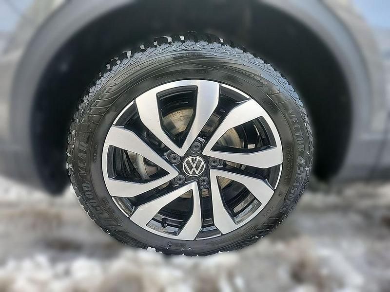 Gebraucht VW T-Roc Active 150 PS (110 kW) 2021 Indiumgrau metallic SUV