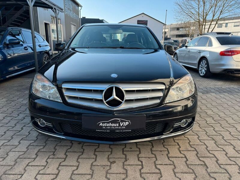 Schwarz Gebraucht 2010 Mercedes C180 Limousine | 4.999 € (Guter Preis) - Bild 1/4