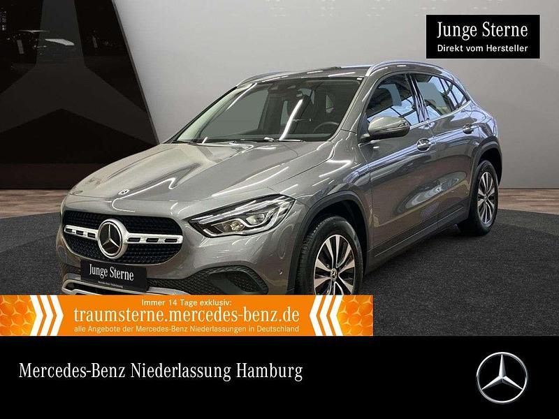 Grau Gebraucht 2020 Mercedes GLA250 Style SUV | 30.990 € (Fairer Preis) - Bild 1/3