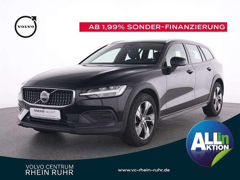 Gebraucht Volvo V60 CC Plus 197 PS (144 kW) 2023 Andere farbe Kombi