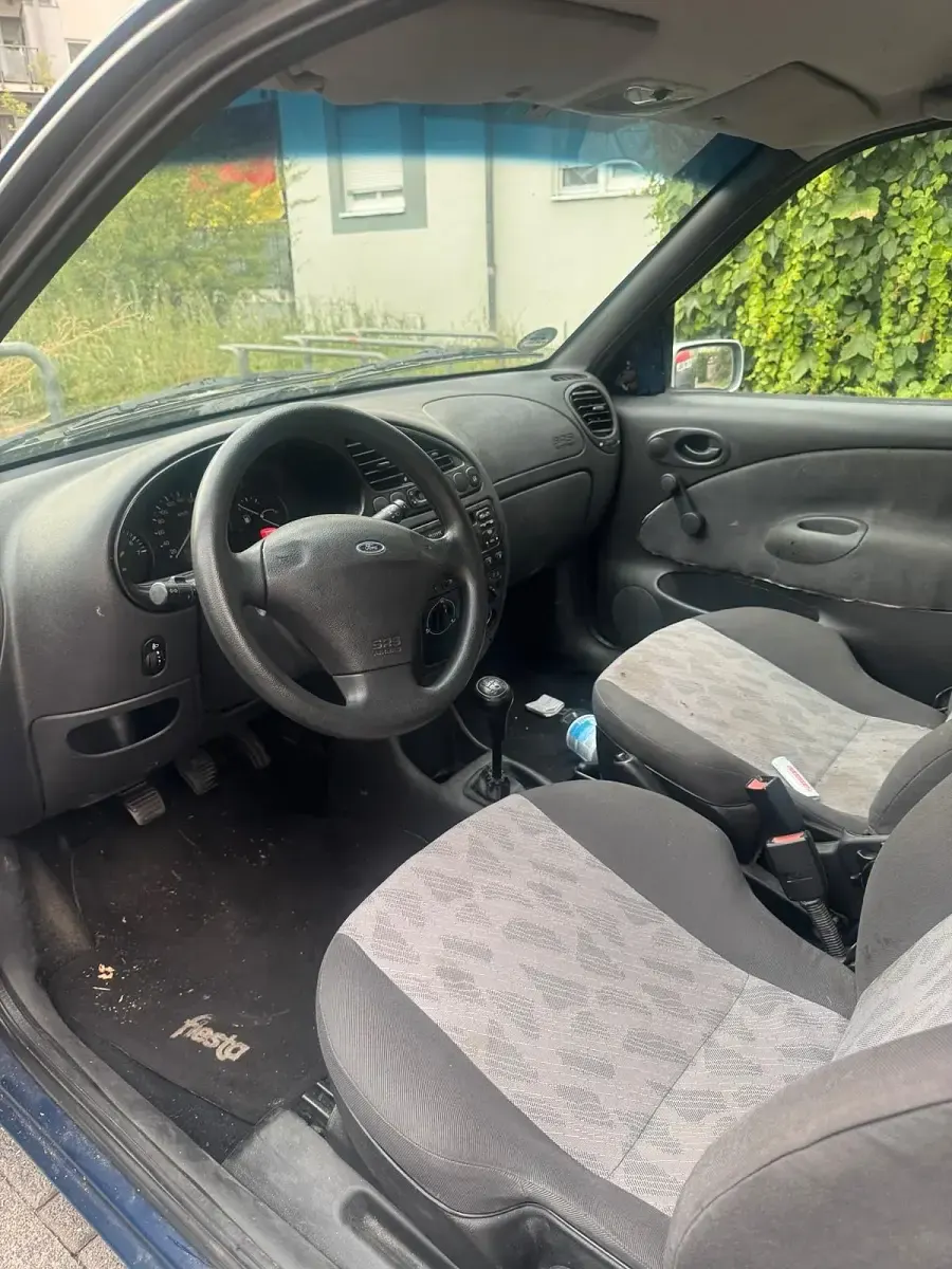 Gebraucht Ford Fiesta 62 PS (45 kW) 1999 Kleinwagen