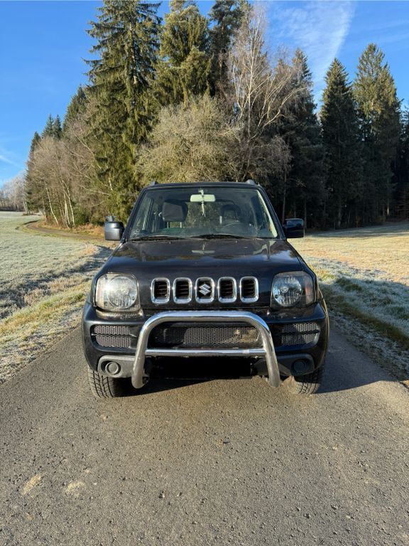 Schwarz Gebraucht 2006 Suzuki Jimny Comfort SUV | 5.000 € (Guter Preis) - Bild 1/4