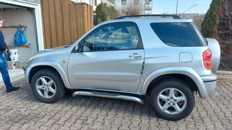 Gebraucht Toyota RAV4 Limited 150 PS (110 kW) 2003 Silber SUV
