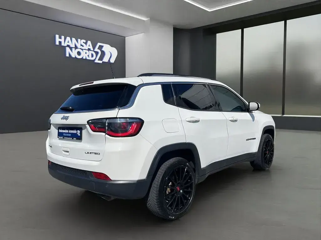 Gebraucht Jeep Compass Limited 170 PS (125 kW) 2018 Weiß SUV