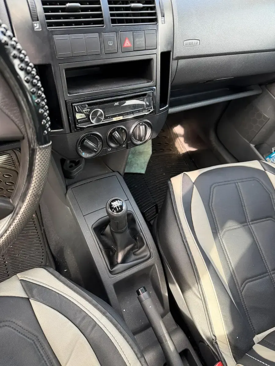Gebraucht VW Polo 63 PS (46 kW) 2003 Schwarz Kleinwagen