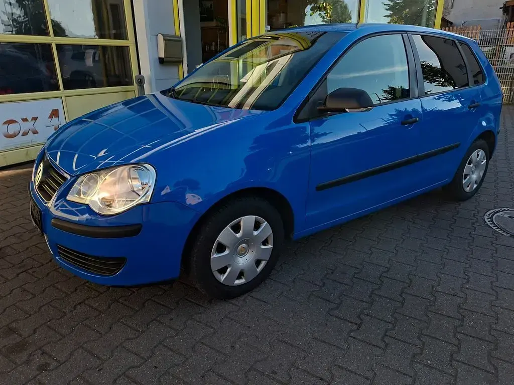 Gebraucht VW Polo Trendline 64 PS (47 kW) 2006 Blau Kleinwagen