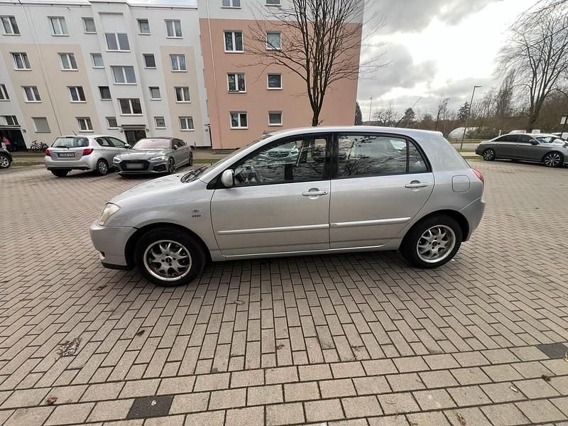 Occasion Toyota Corolla 110 ch (80 kW) 2004 Argent Break