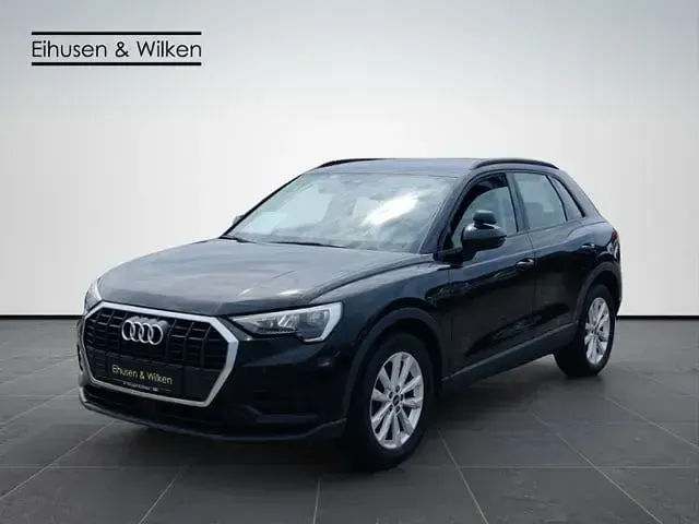 Gebraucht Audi Q3 Sport 150 PS (110 kW) 2022 Schwarz SUV