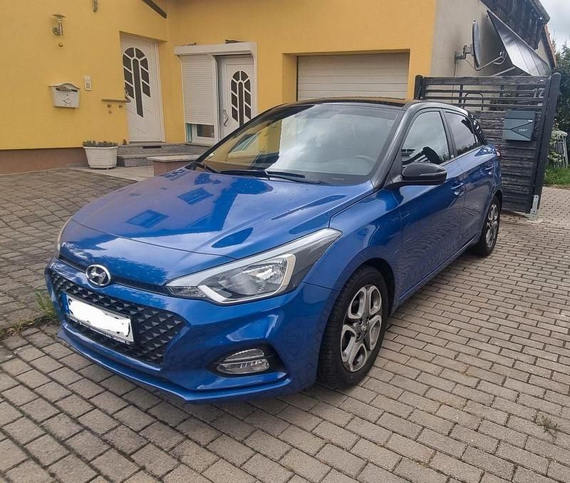 Blau Gebraucht 2020 Hyundai i20 YES! Kleinwagen | 11.390 € (Guter Preis) - Bild 1/4