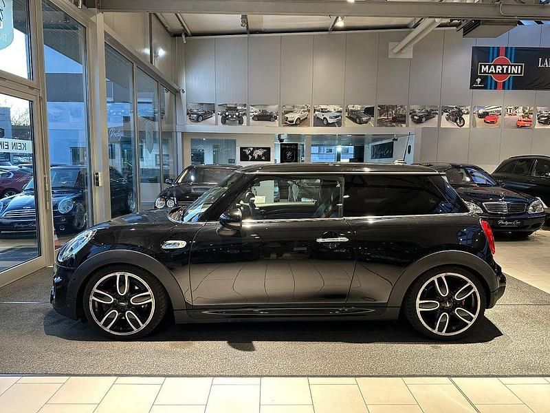 Gebraucht Mini Cooper SD 170 PS (125 kW) 2017 Schwarz Kleinwagen
