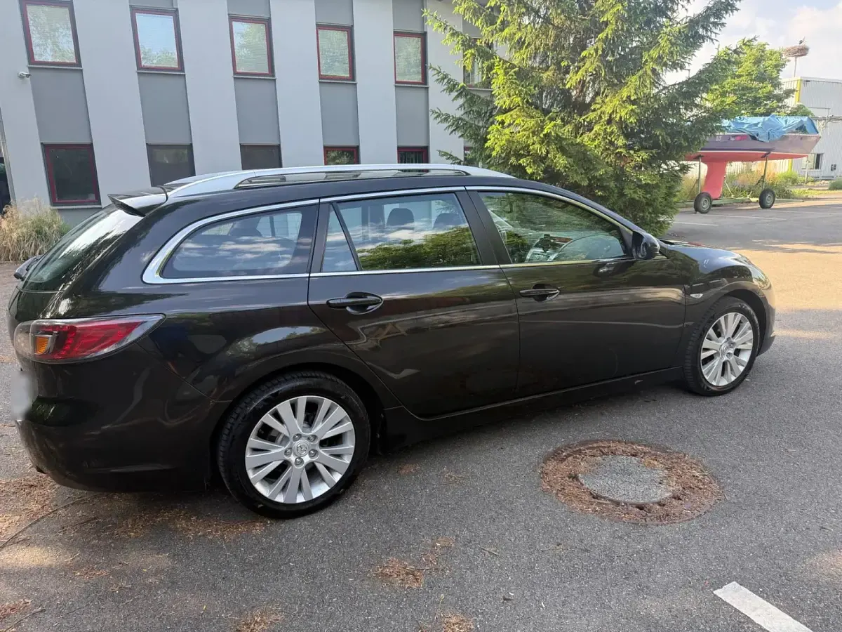 Gebraucht Mazda 6 Inclusive 147 PS (108 kW) 2009 Schwarz Kombi