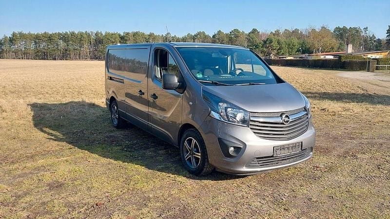 Gebraucht Opel Vivaro 125 PS (91 kW) 2017 Grau Van / Kleinbus