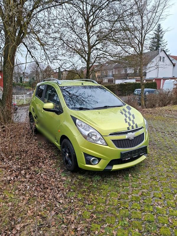 Gebraucht Chevrolet Spark 81 PS (59 kW) 2011 Grün Kleinwagen