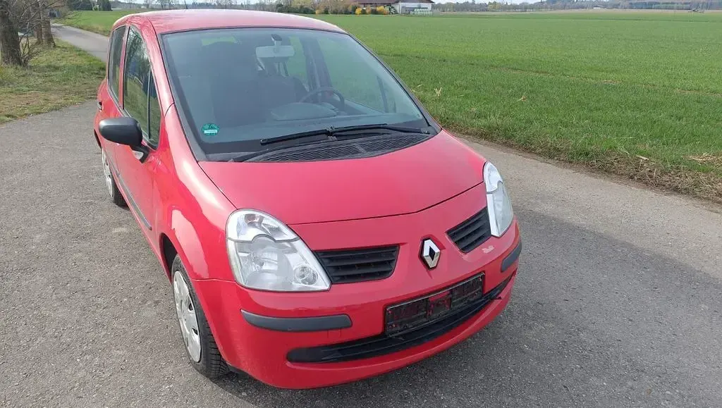 Używany Renault Modus Avantage 75 KM (55 kW) 2007 Czerwony Minivan