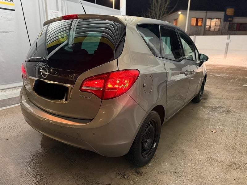 Gebraucht Opel Meriva 120 PS (88 kW) 2010 Braun Van / Kleinbus