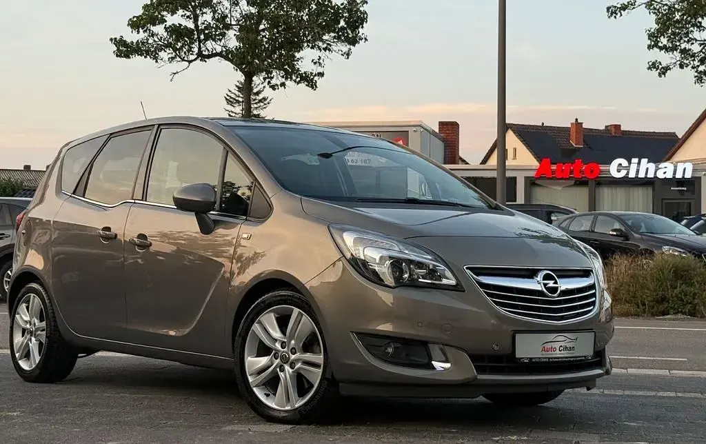 Gebraucht Opel Meriva Innovation 136 PS (100 kW) 2014 Grau Van / Kleinbus