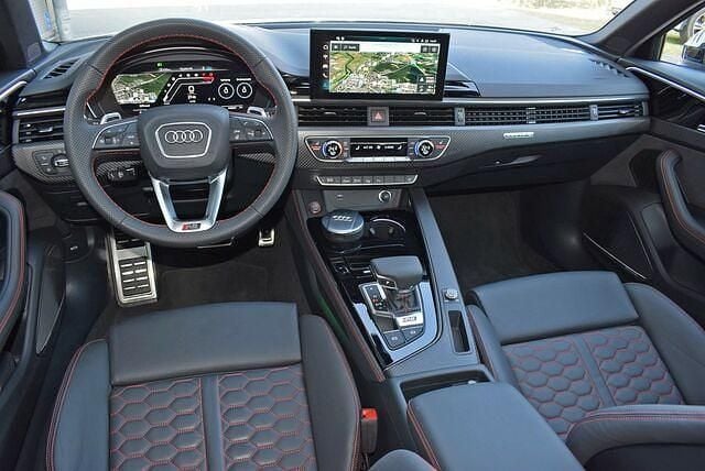 Gebraucht Audi RS4 Competition 450 PS (330 kW) 2024 Weiß Kombi