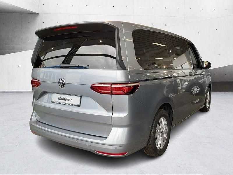 Neu VW Multivan Life 204 PS (150 kW) 2025 Silber Van