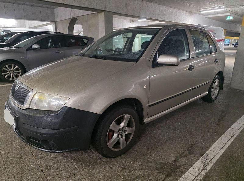 Gebraucht Skoda Fabia Ambiente 75 PS (55 kW) 2005 Beige Limousine