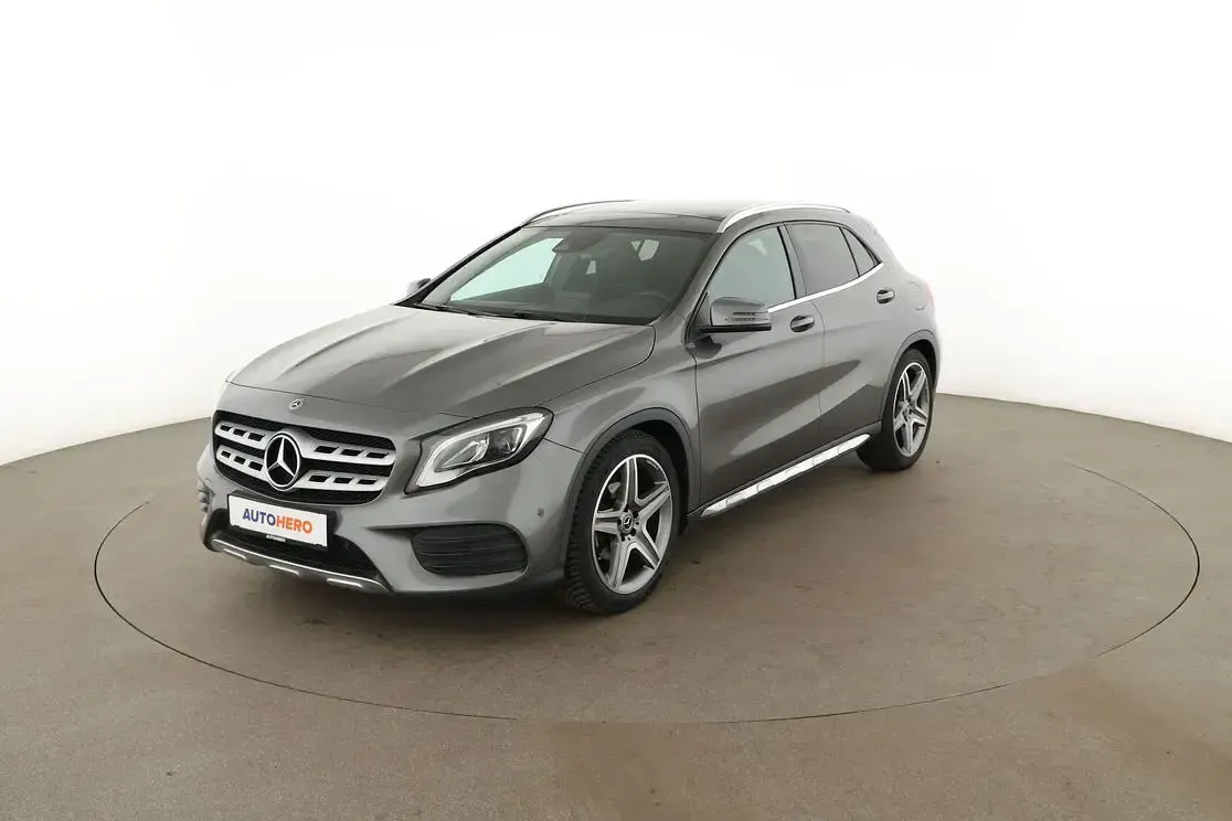 Gebraucht Mercedes GLA200 AMG line 156 PS (114 kW) 2020 SUV