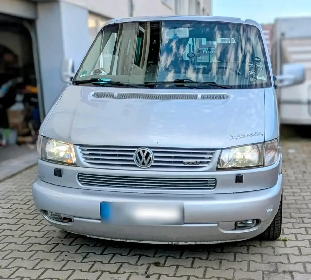 Gebraucht VW Multivan 102 PS (75 kW) 2001 Silber Van / Kleinbus