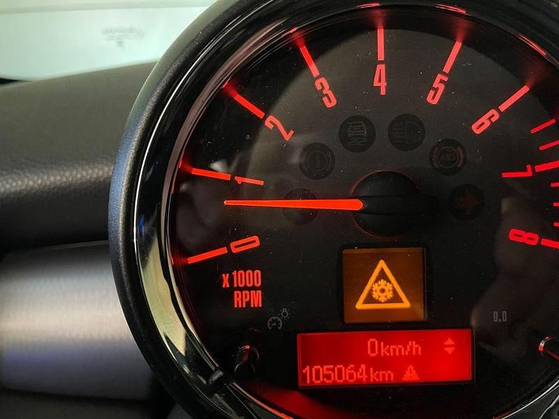 Gebraucht Mini Cooper 122 PS (89 kW) 2015 Braun Kleinwagen