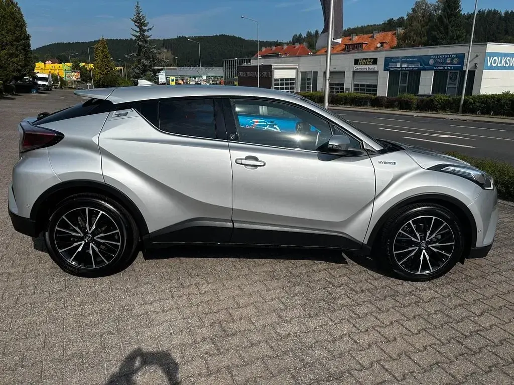 Gebraucht Toyota C-HR Team 122 PS (89 kW) 2018 Silber SUV